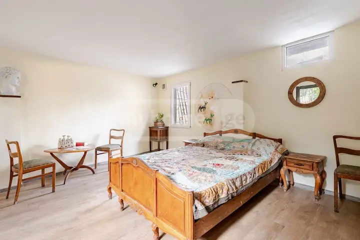 4 Room Private House For Rent In Vera view 10