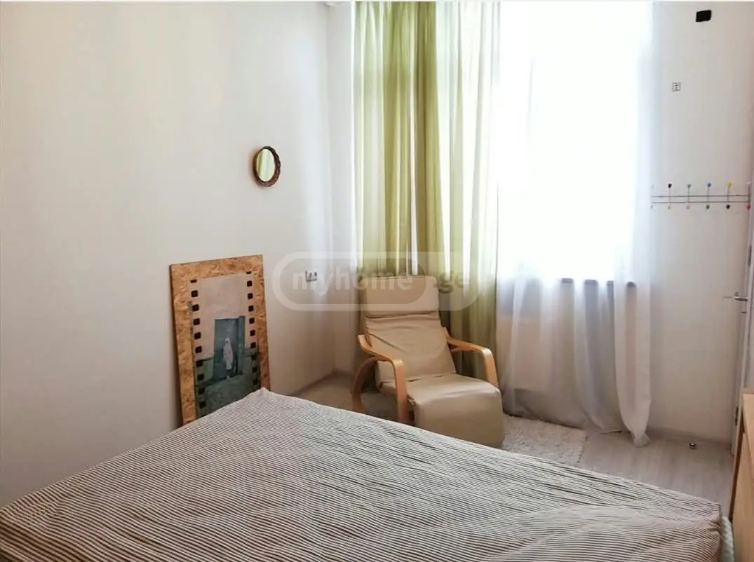 4 Room Private House For Rent In Sololaki view 6