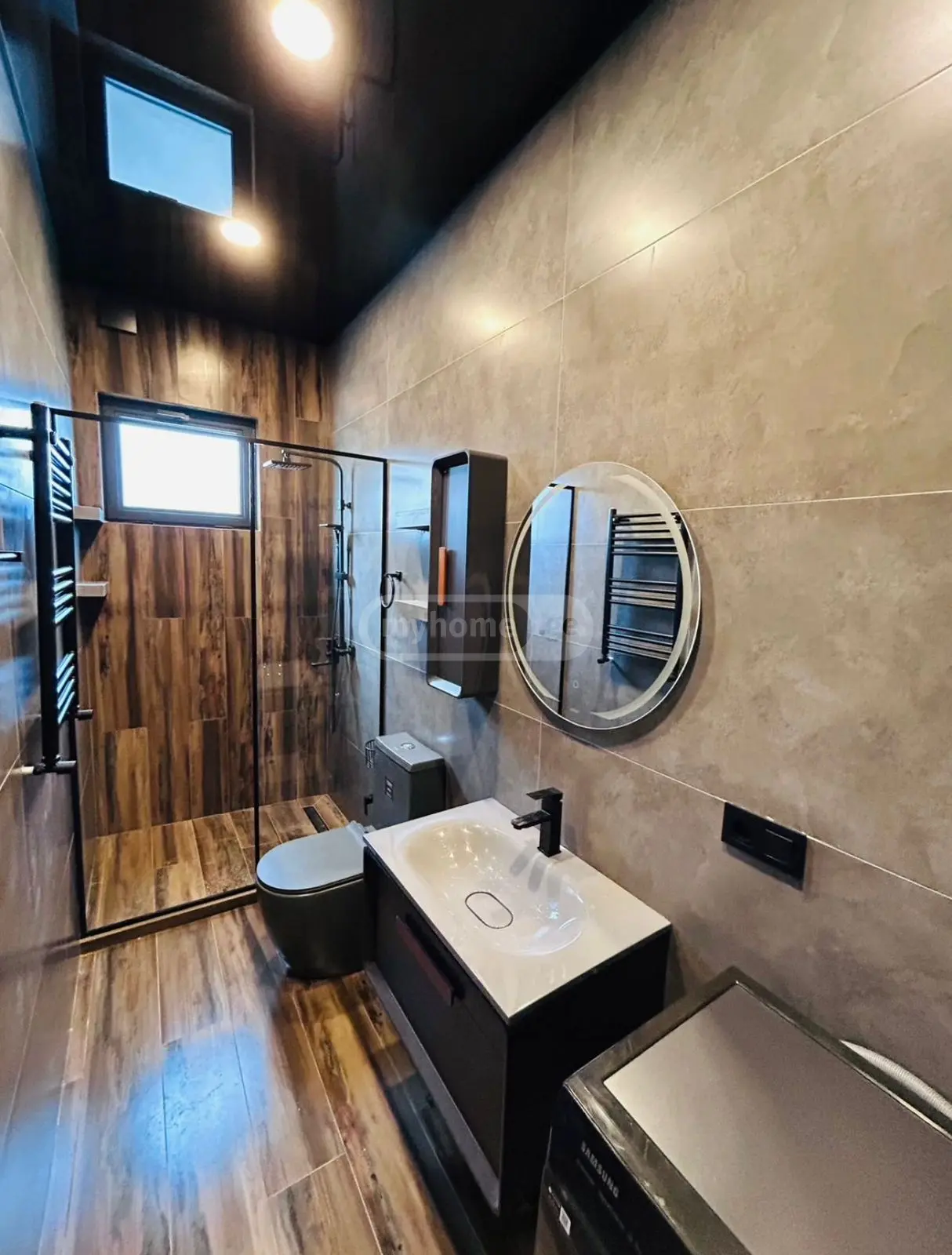 4 Room Private House For Sale view 3