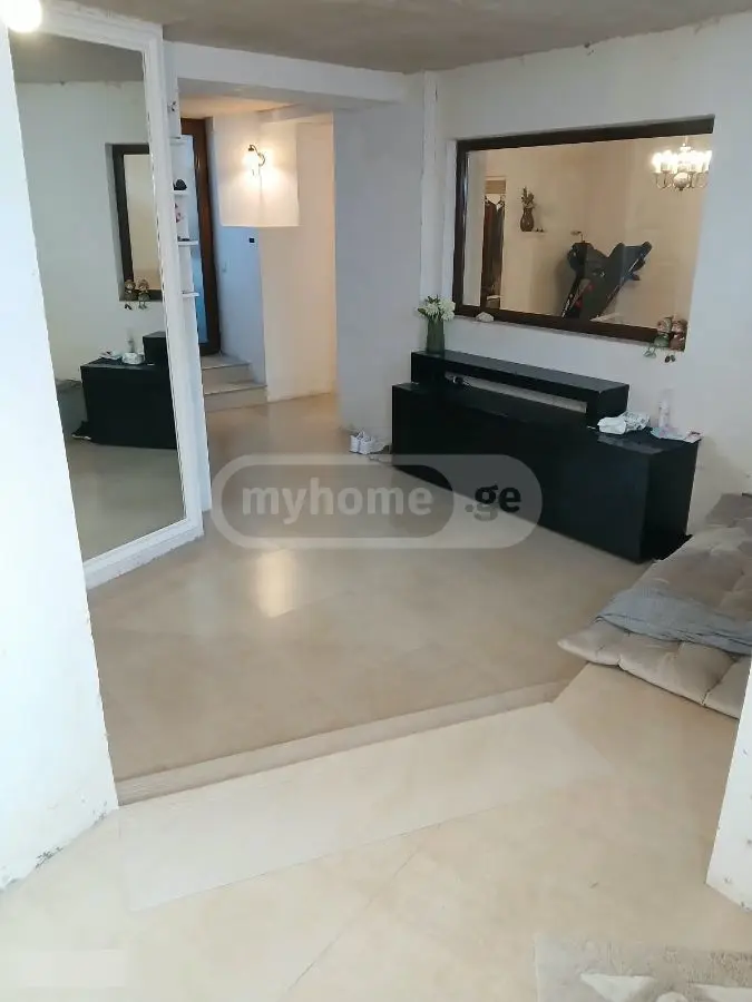 4 Room Private House For Sale view 14