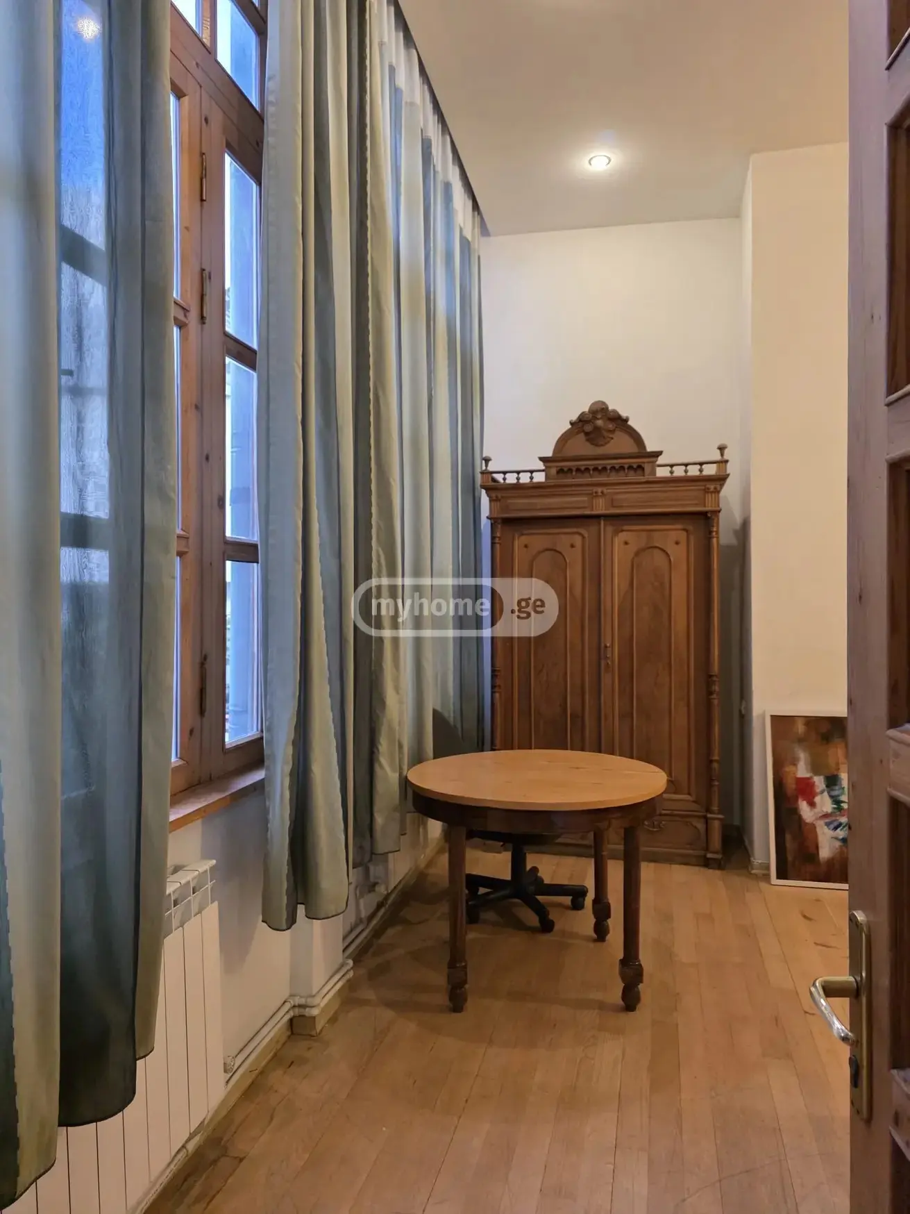 4 Room Apartment For Rent In Sololaki view 9