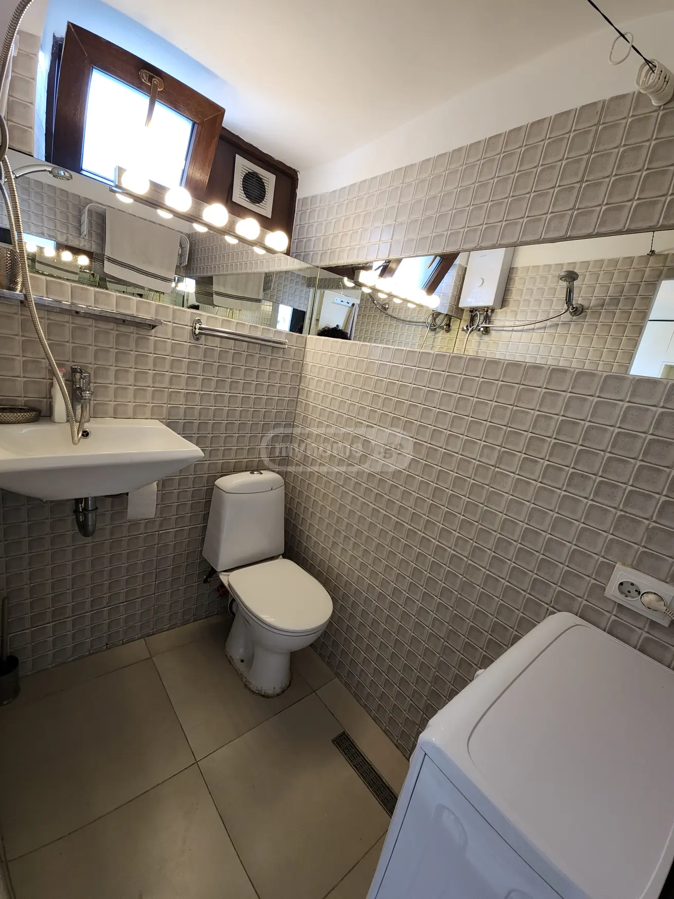 4 Room Private House For Rent In Sololaki view 13