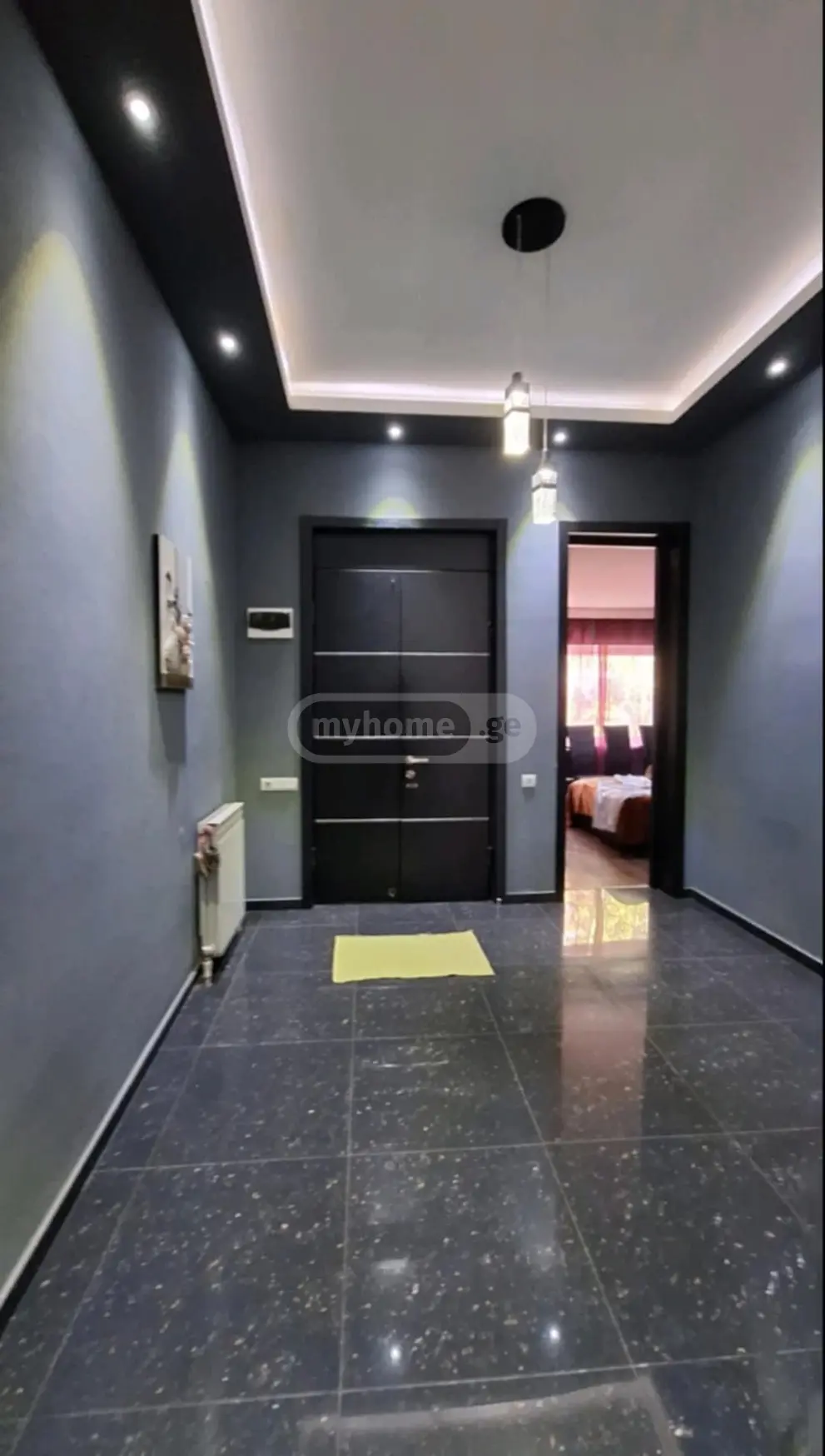 4 Room Private House For Sale view 2