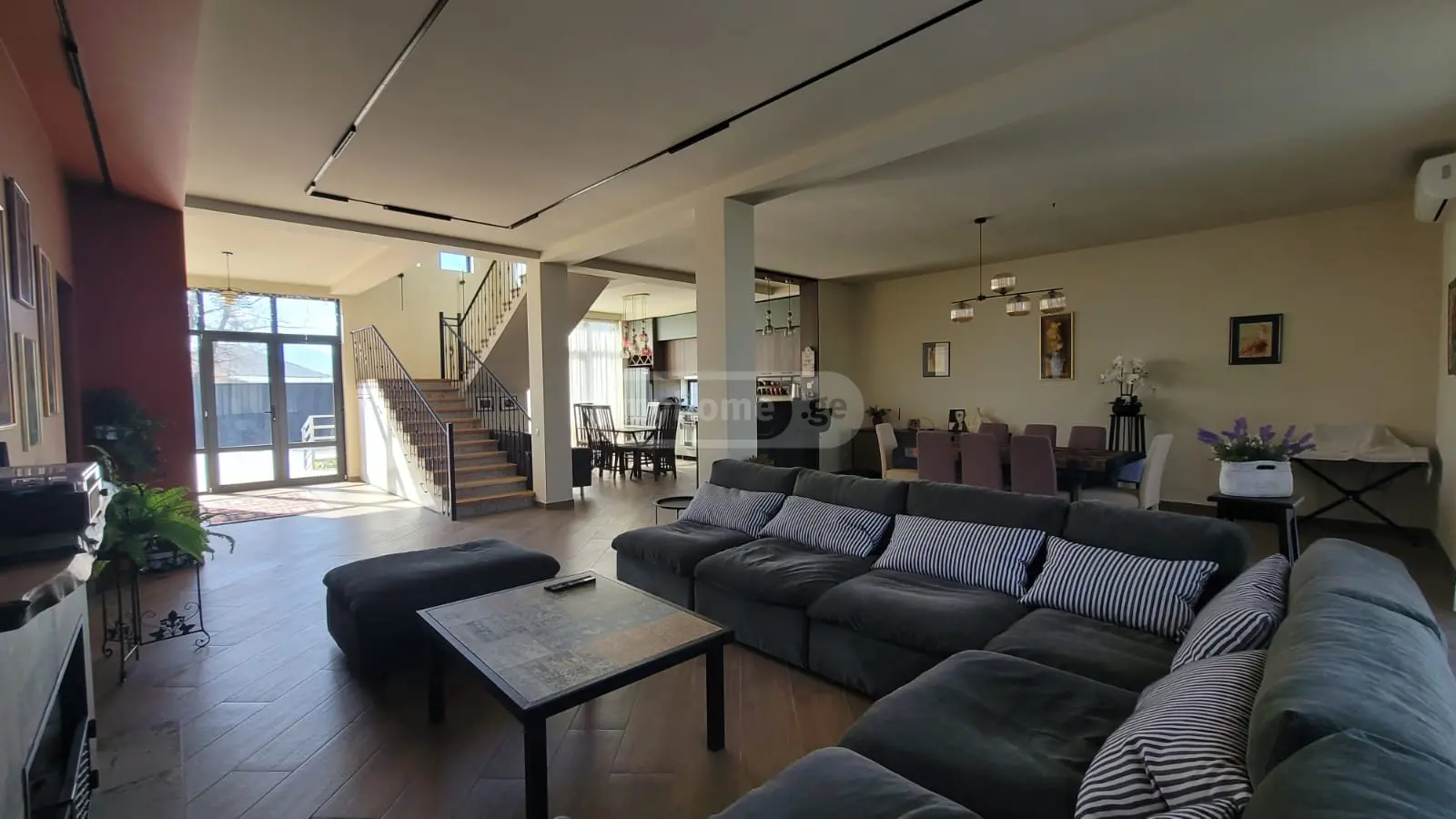 6 Room Private House Daily Rent In Mukhrani, In Mtskheta Municipality view 8