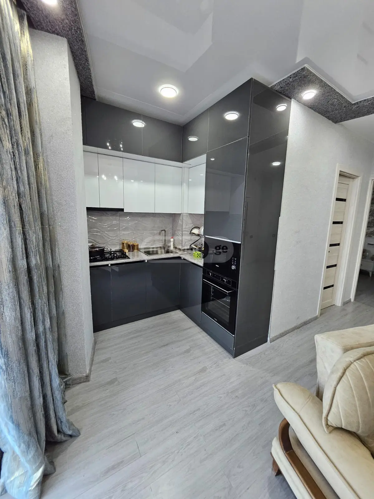 3 Room Apartment For Rent In Makhinjauri, In Batumi view 2