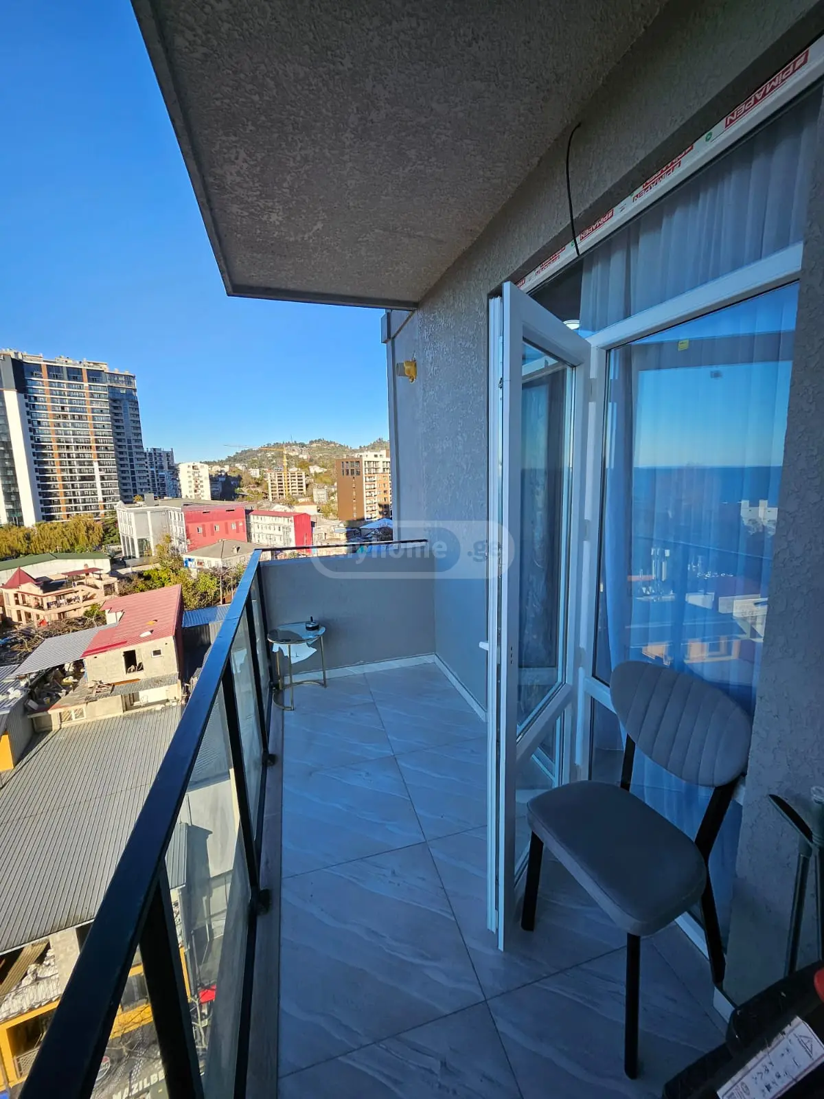 3 Room Apartment For Rent In Makhinjauri, In Batumi view 5