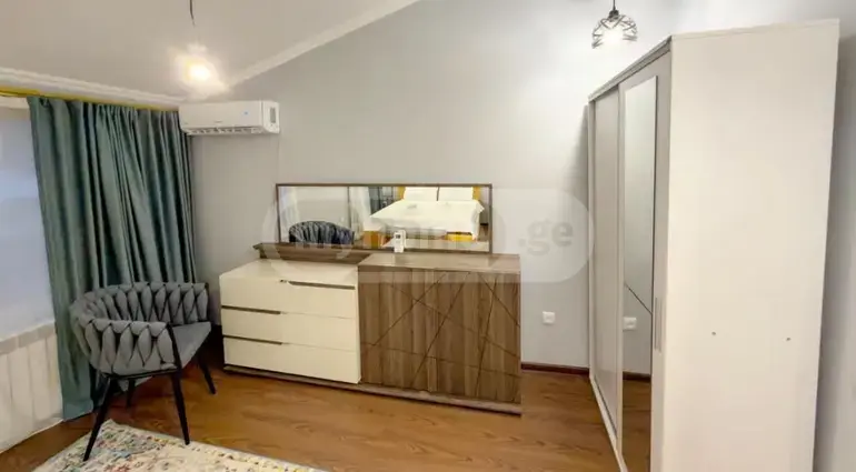 3 Room Apartment For Rent In Sololaki view 8