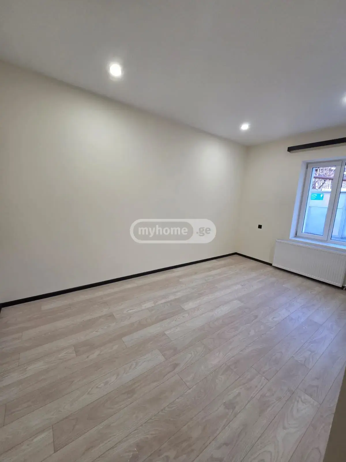3 Room Private House For Sale view 3