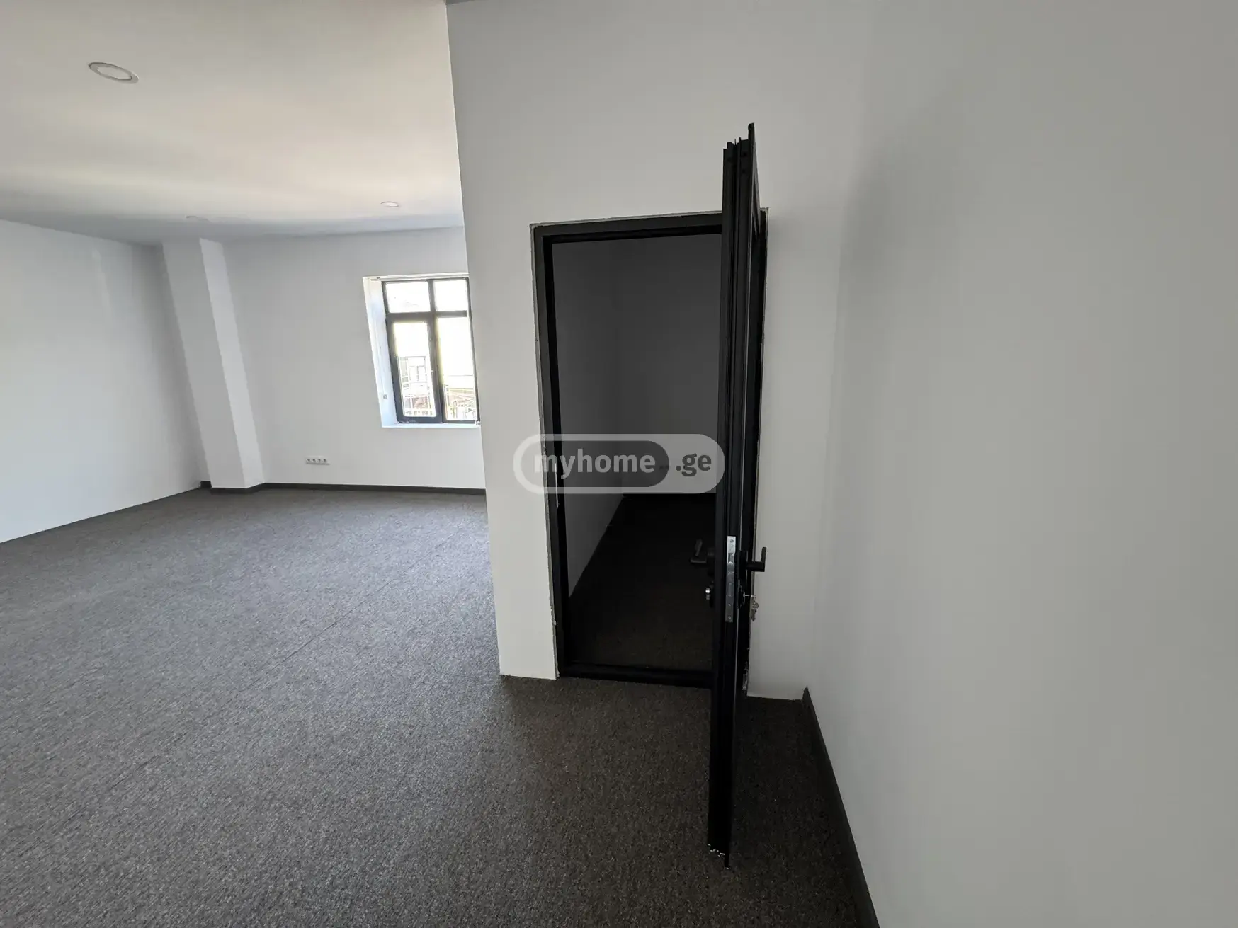 Office Commercial Area For Rent In Didube view 9