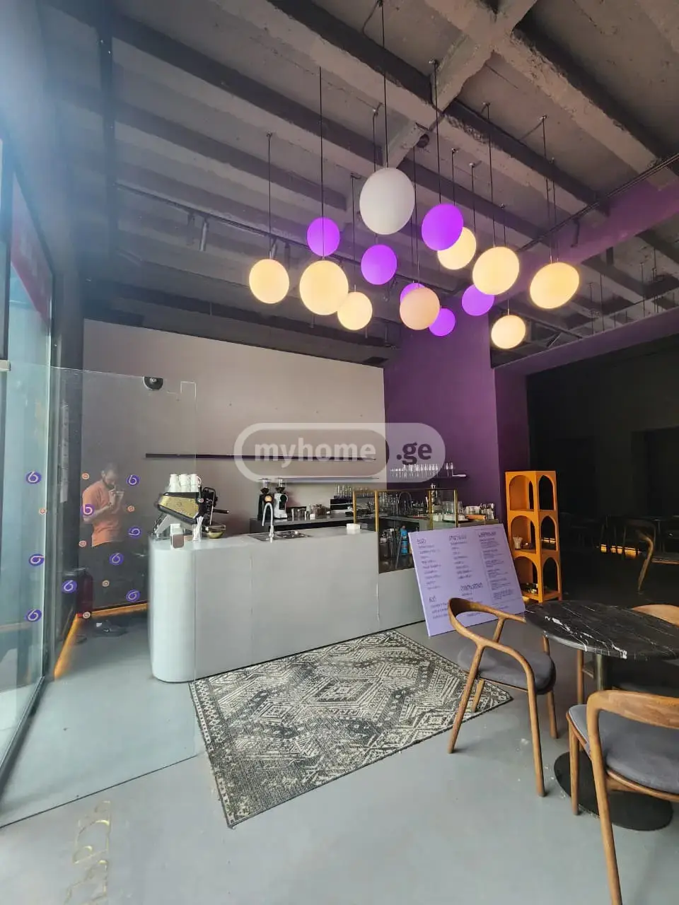 Trade Commercial Area For Rent In Mtatsminda view 2