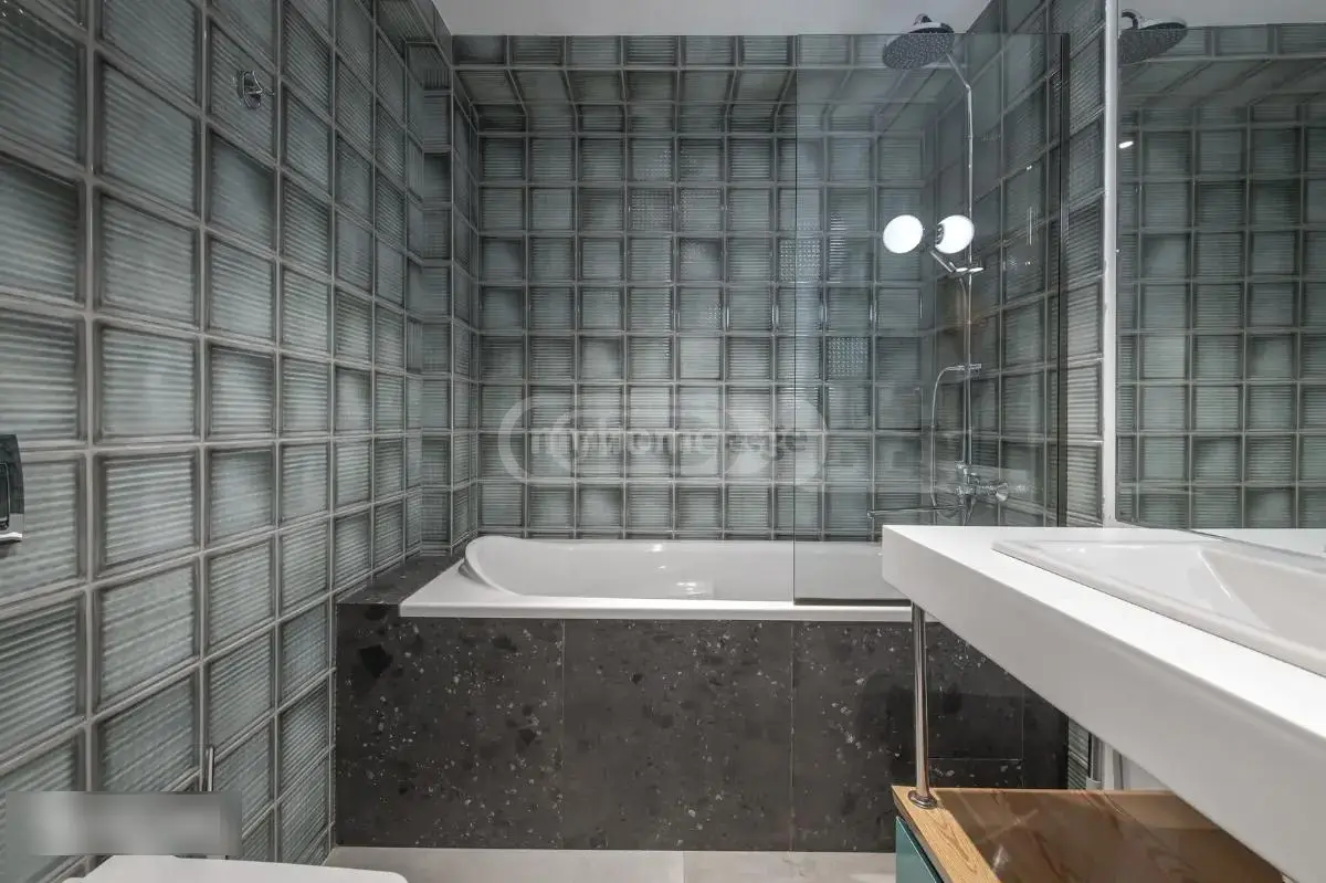 2 Room Apartment For Rent In Vera view 13