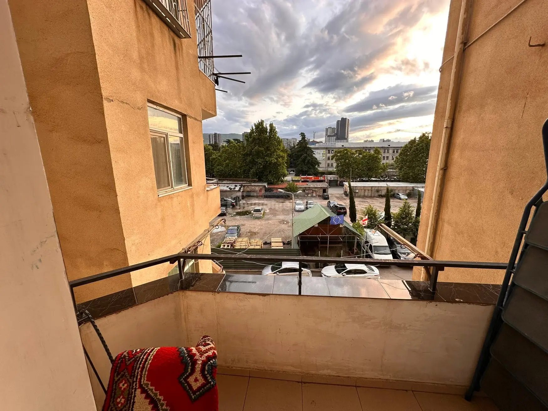 4 Room Apartment For Rent In Didube view 7