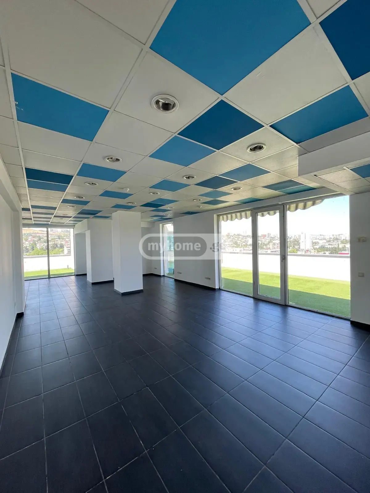 Office Commercial Area For Rent In Avlabari view 4