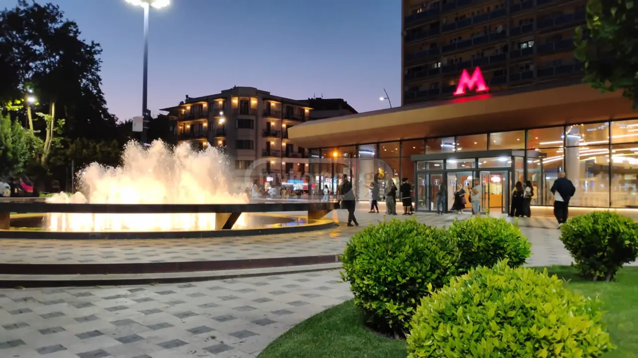 იყიდება 3-ოთახი ბინა view 2