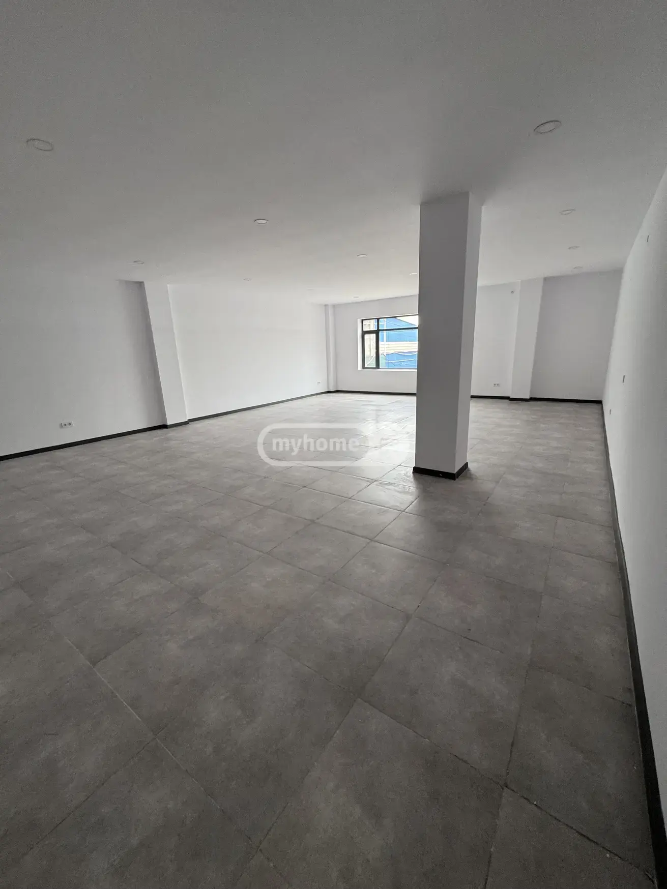 Office Commercial Area For Rent In Didube view 2