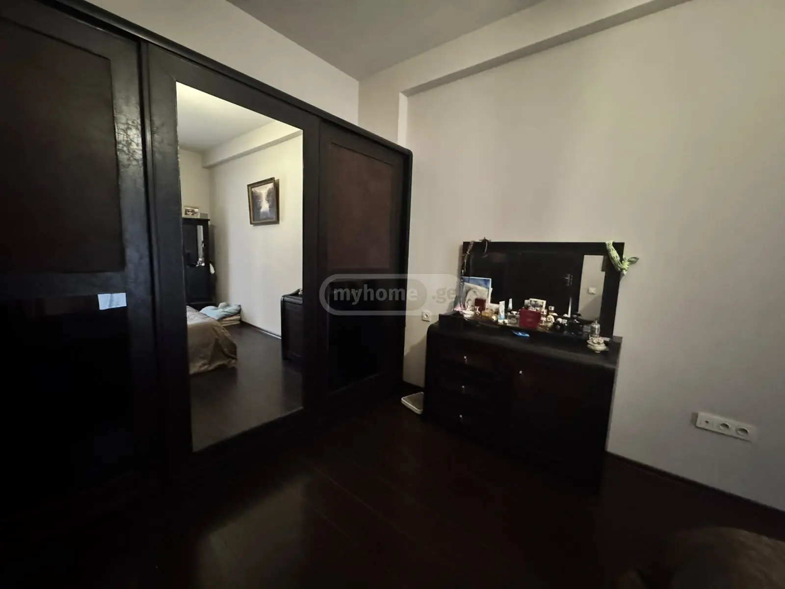 3 Room Apartment For Rent In Vera view 6
