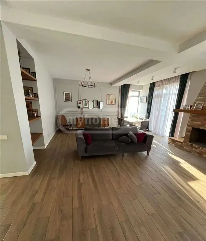 6 Room Private House For Sale view 7