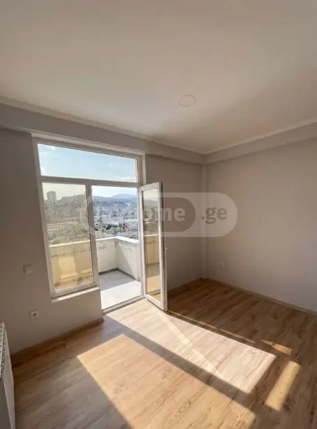 5 Room Apartment For Sale view 6