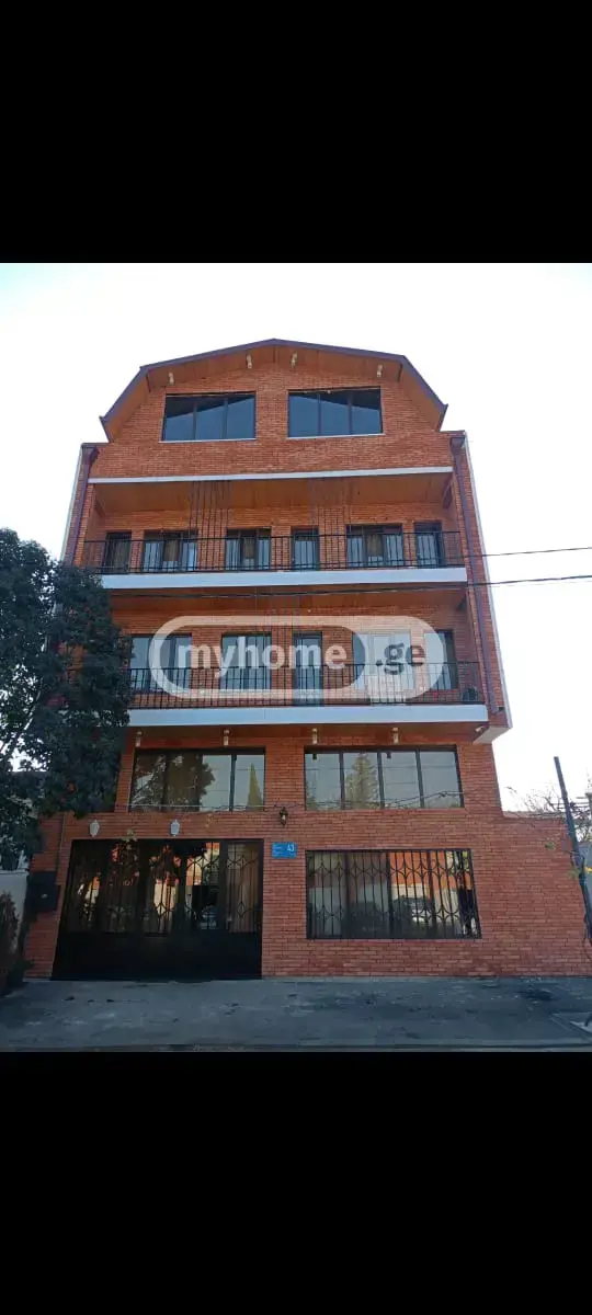 10+ Room Private House For Rent In Isani view 1