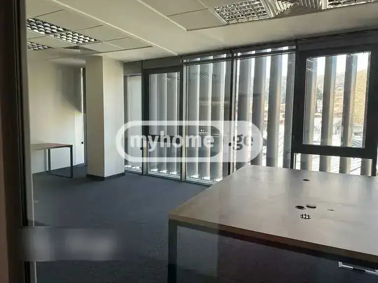 Office Commercial Area For Rent In Mtatsminda view 13