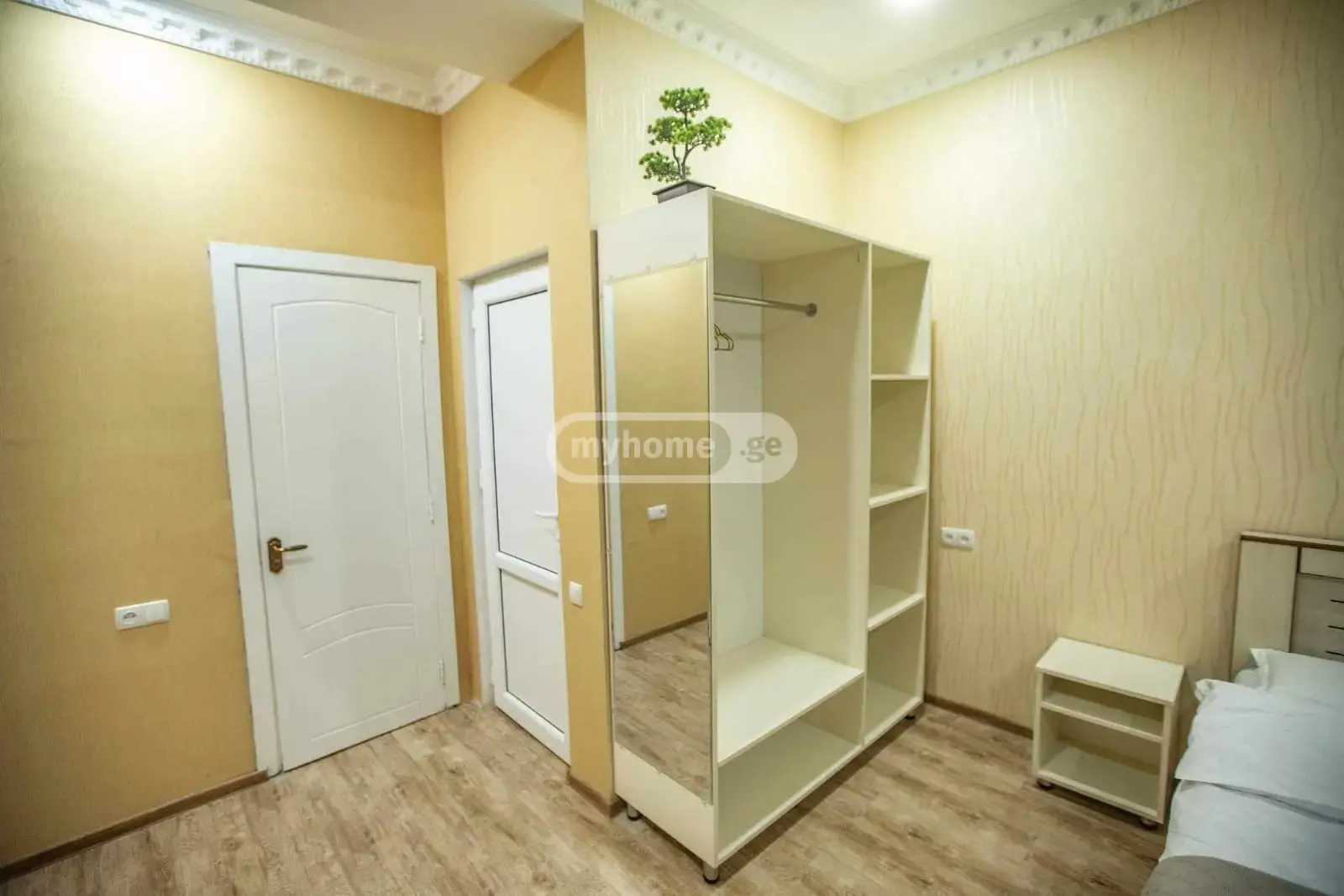 10+ Room Hotel For Rent In Avlabari view 13