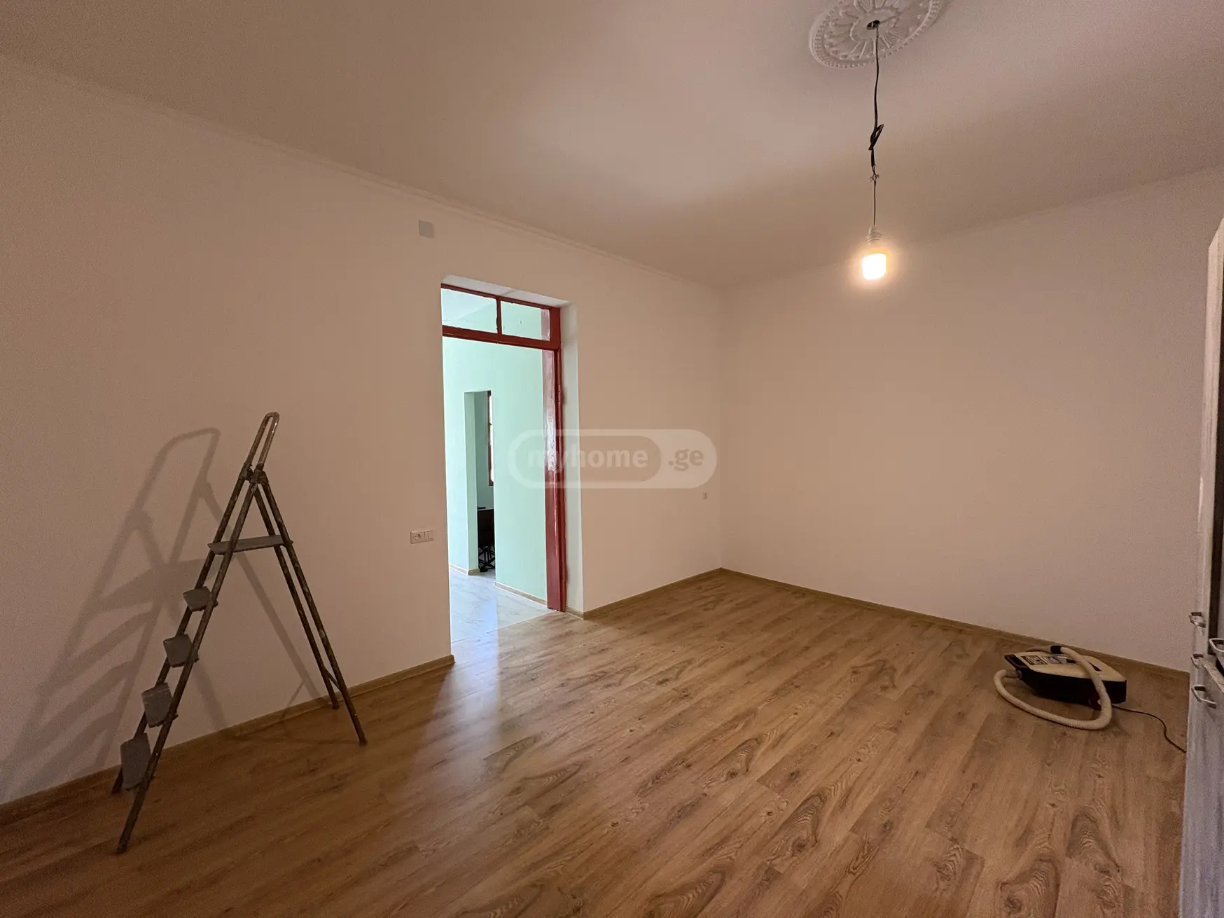3 Room Private House For Sale view 7