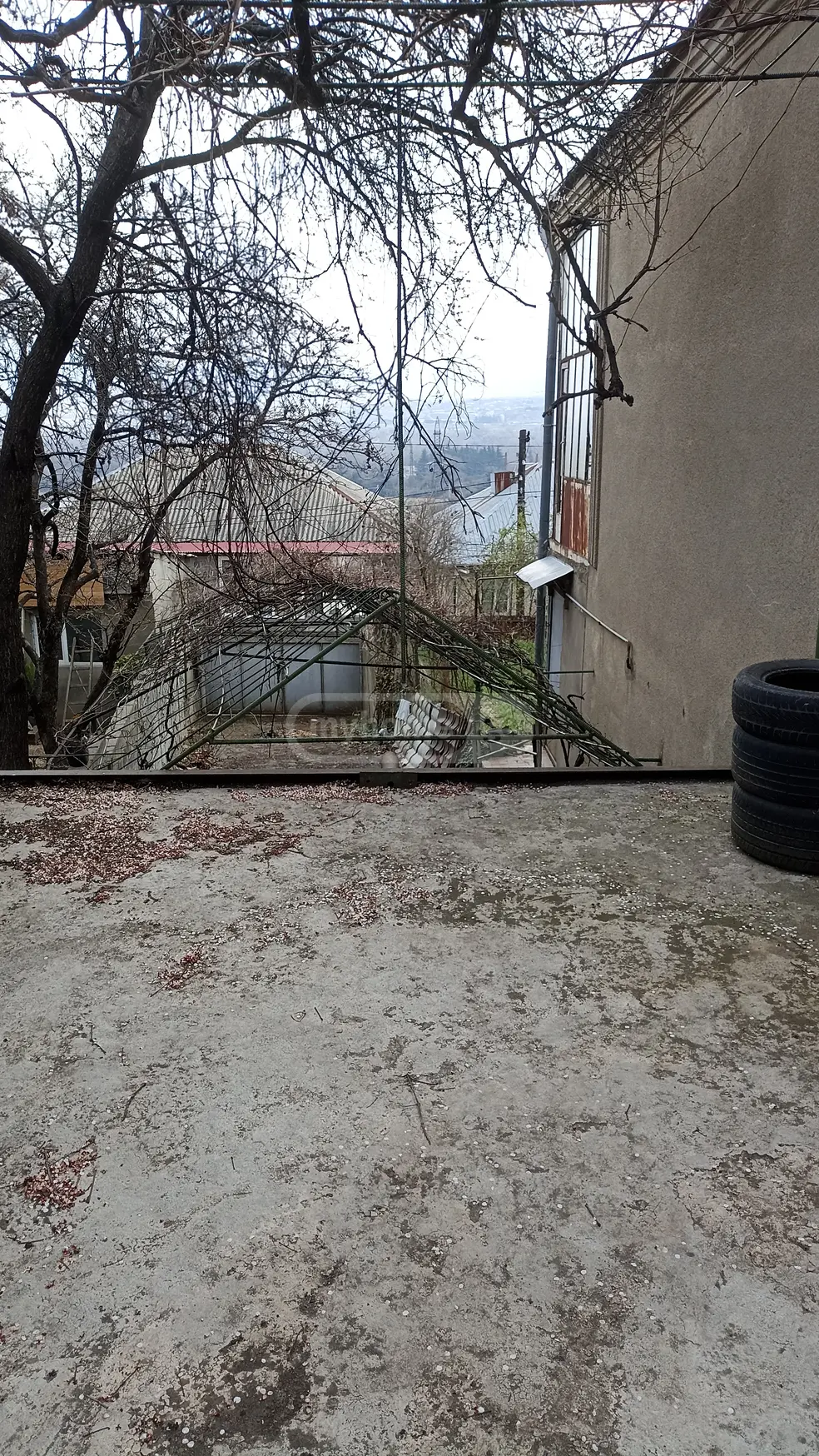 7 Room Private House For Sale view 15