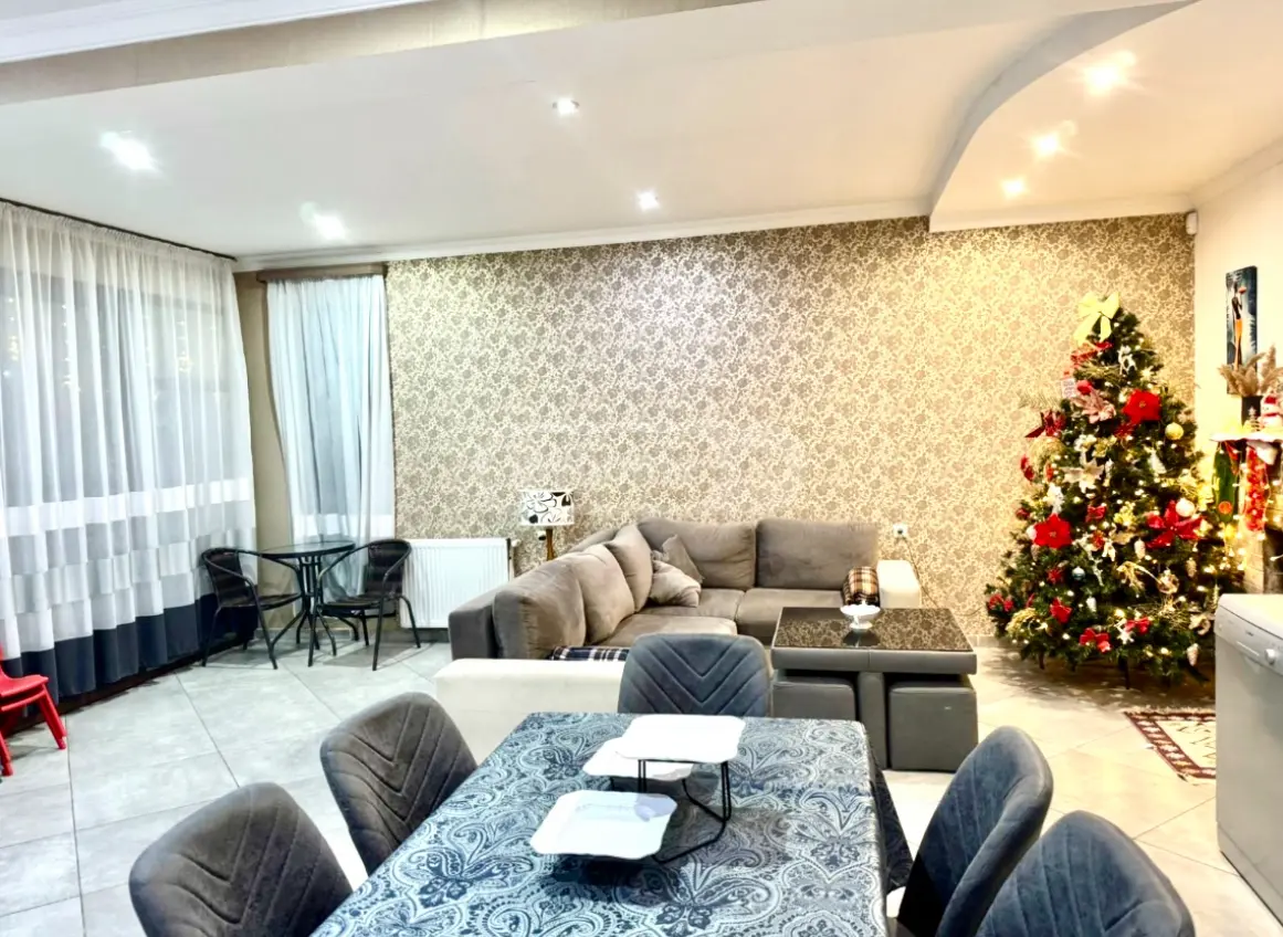 3 Room Private House Daily Rent In Bakuriani view 5