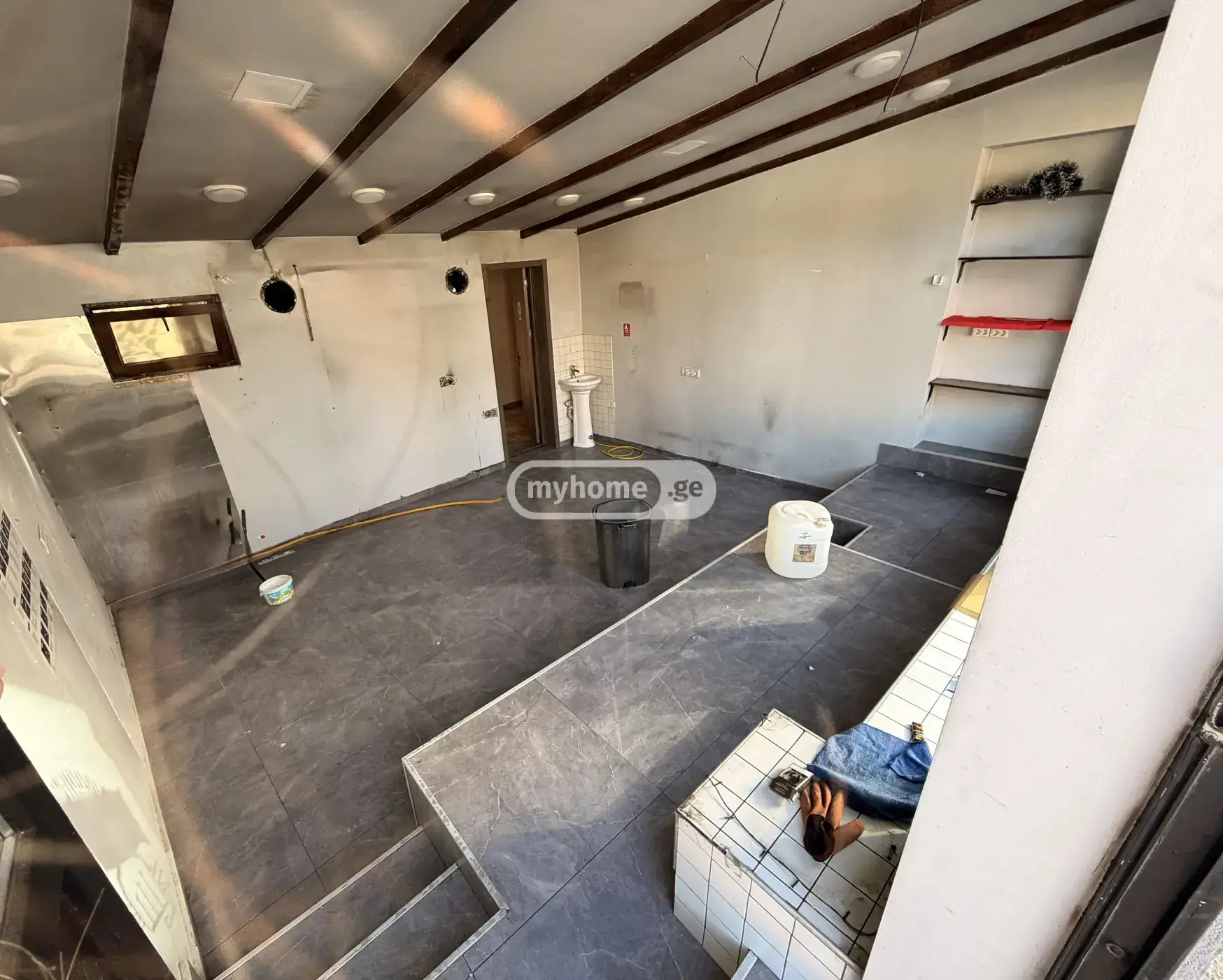 Universal Commercial Area For Rent In Avlabari view 7