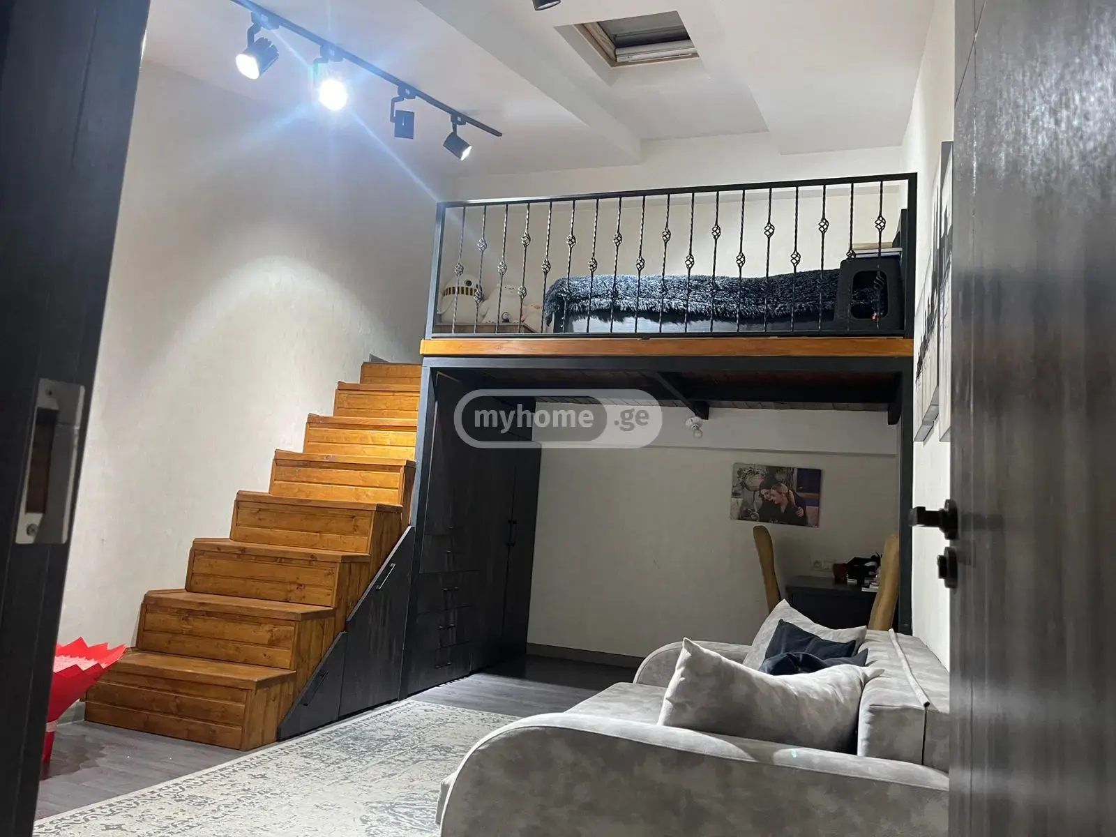 8 Room Apartment For Sale view 8