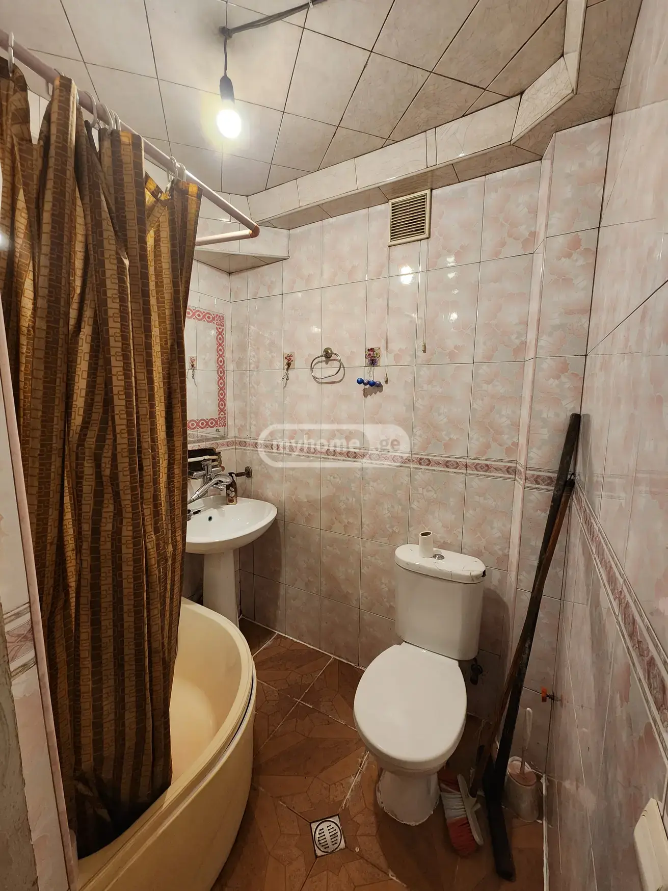 4 Room Apartment For Rent In Samgori view 13