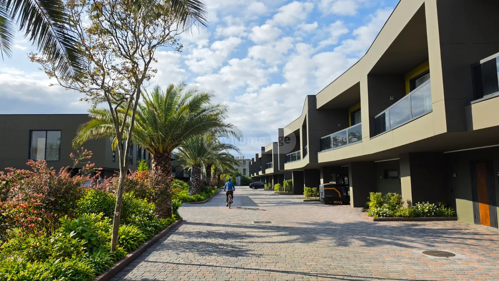4 Room Private House For Sale view 13