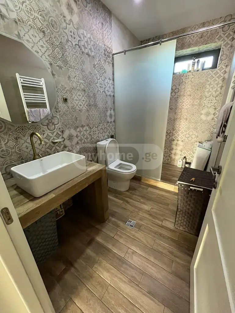 7 Room Private House For Sale view 14