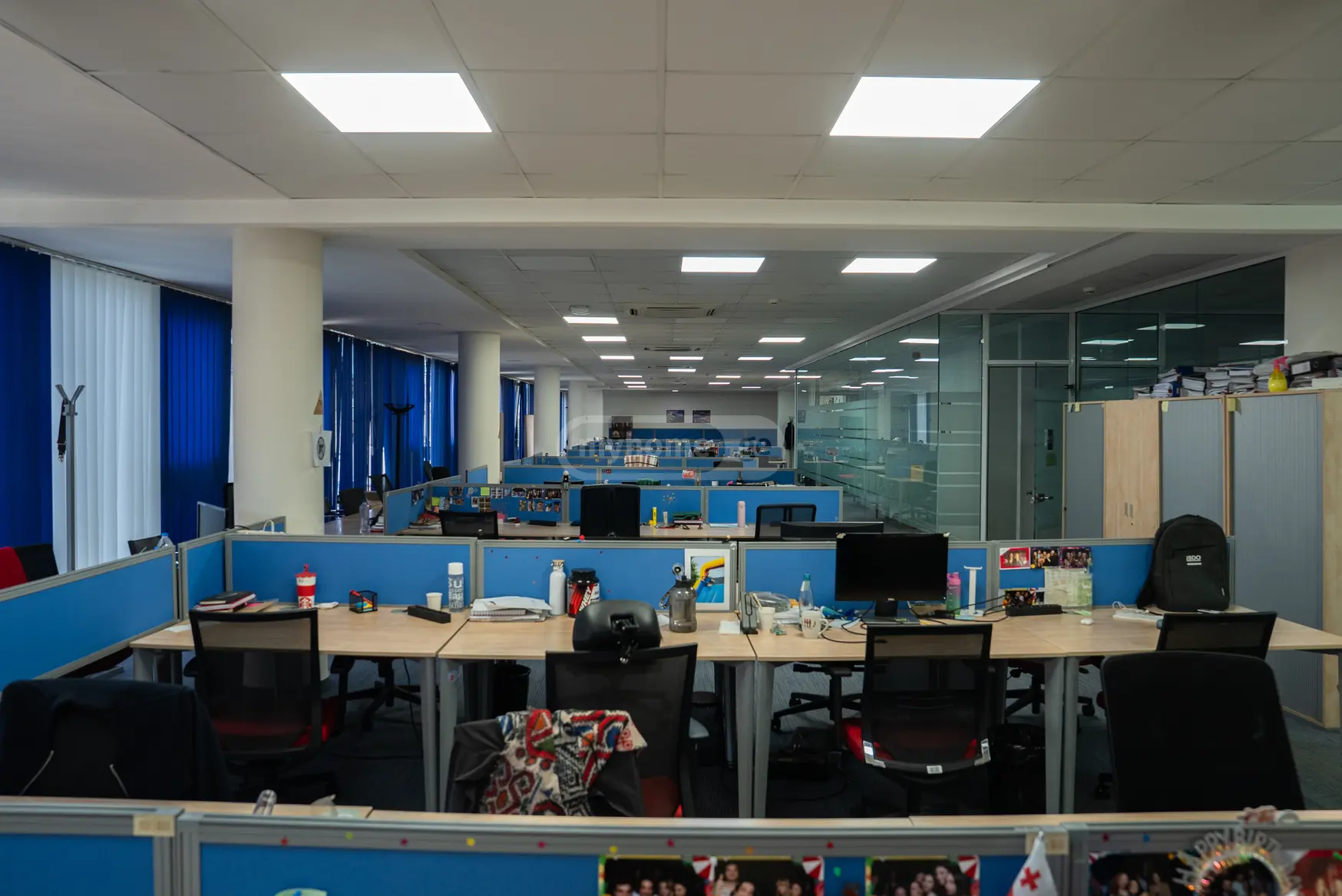 Office Commercial Area For Rent In Vera view 8