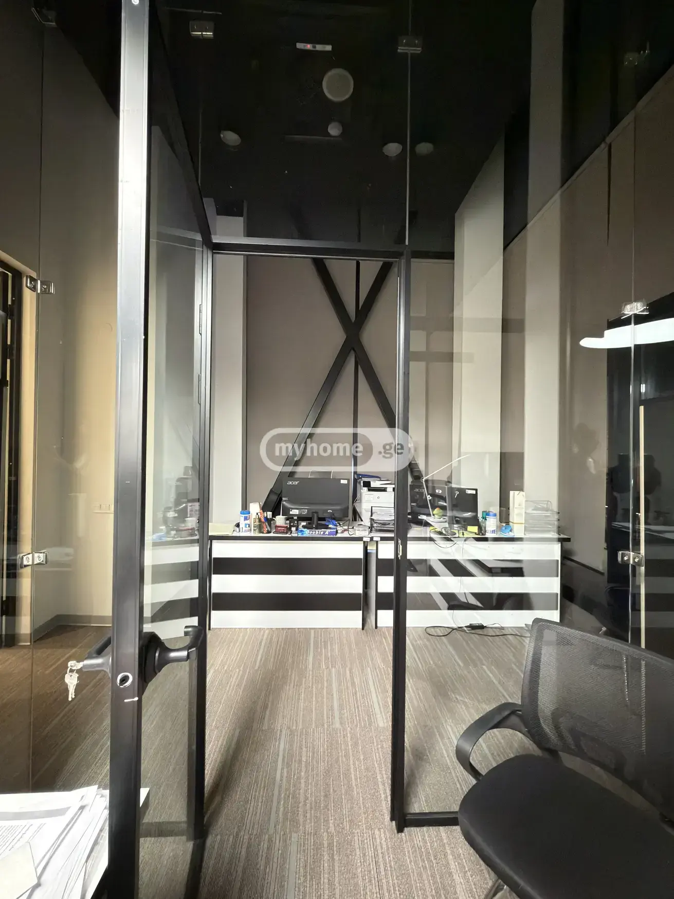 Office Commercial Area For Rent In Mtatsminda view 13