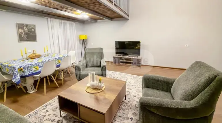 3 Room Apartment For Rent In Sololaki view 2