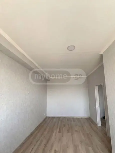 5 Room Apartment For Sale view 4