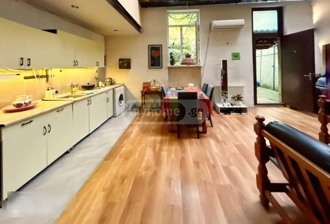 3 Room Private House For Rent In Vake view 10