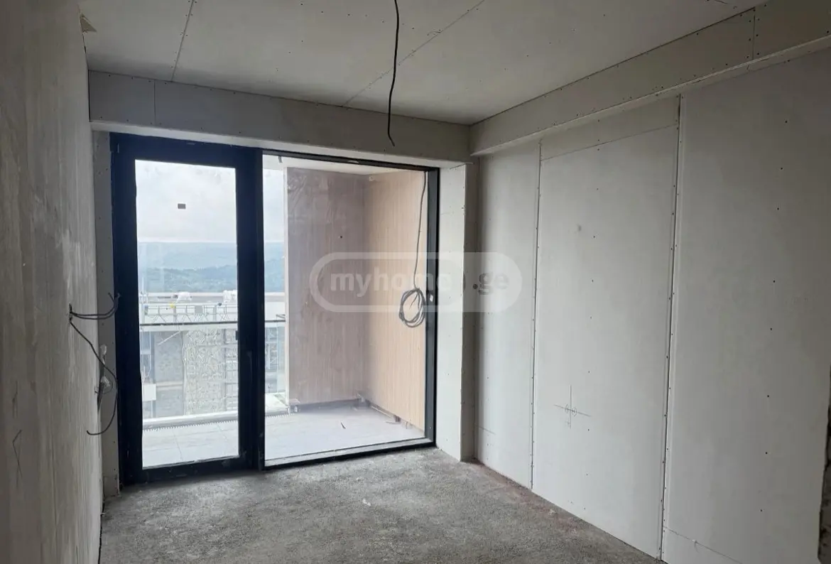 2 Room Apartment For Sale view 2