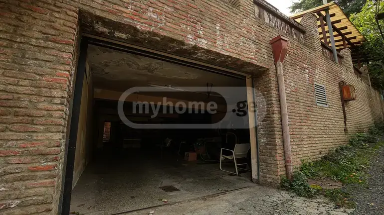 10+ Room Private House For Rent In Vake view 6