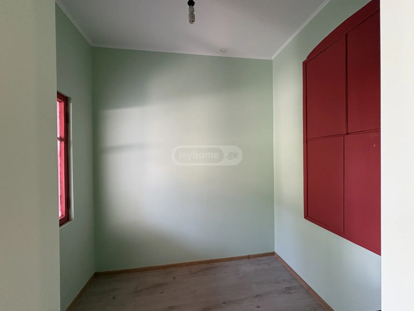 3 Room Private House For Sale view 2