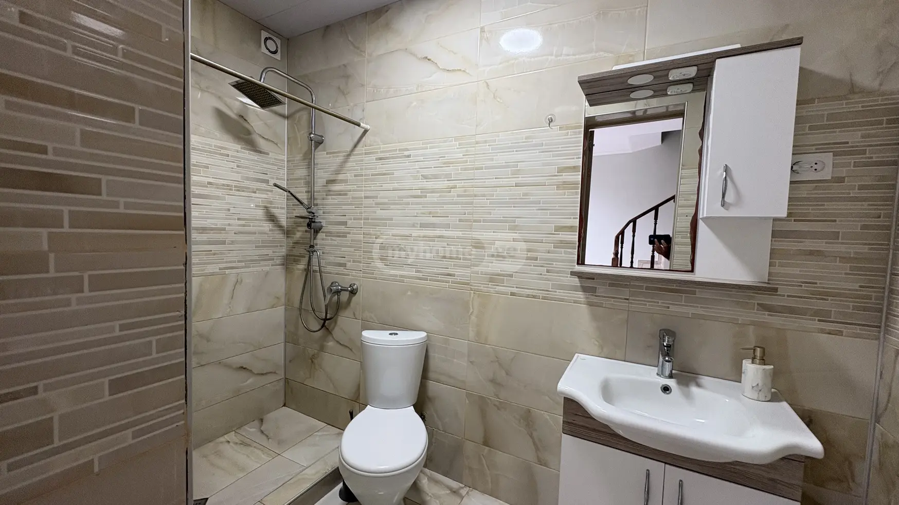 3 Room Private House For Sale view 11