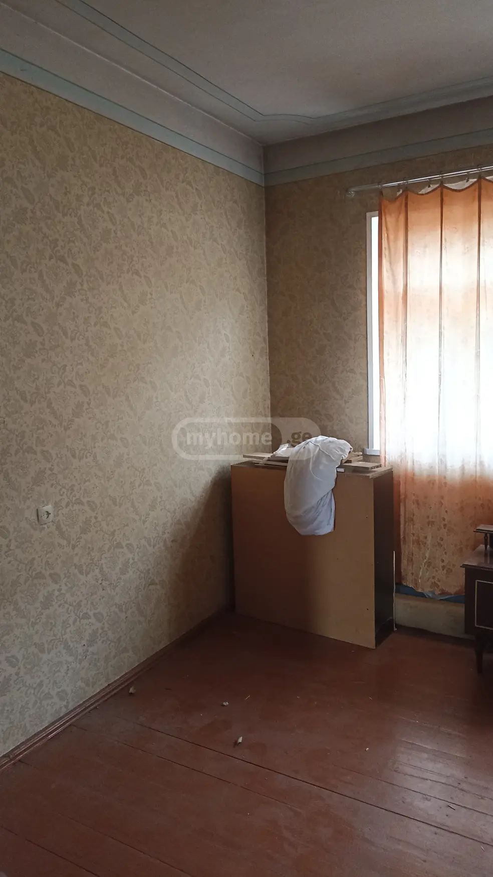 7 Room Private House For Sale view 10