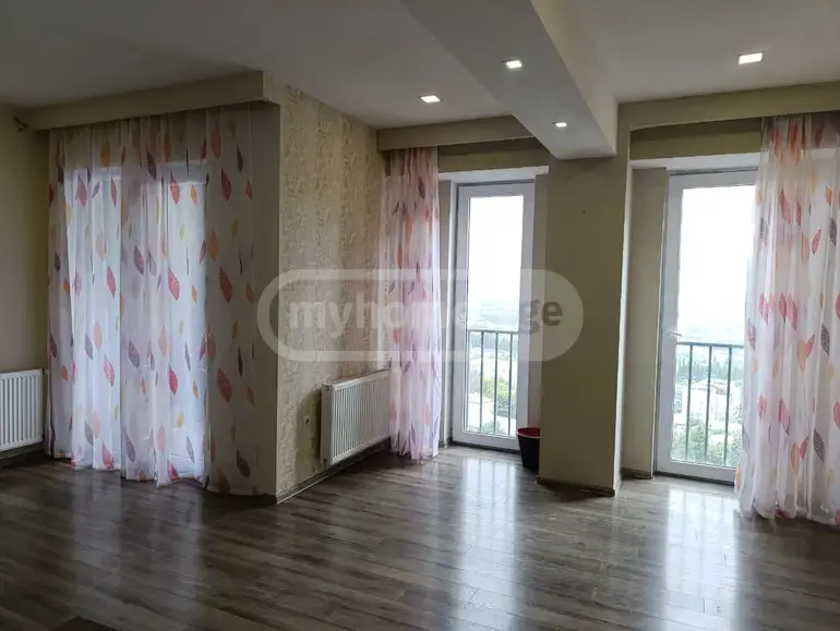 3 Room Apartment For Sale view 2