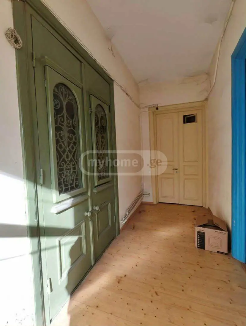 3 Room Apartment For Sale view 2