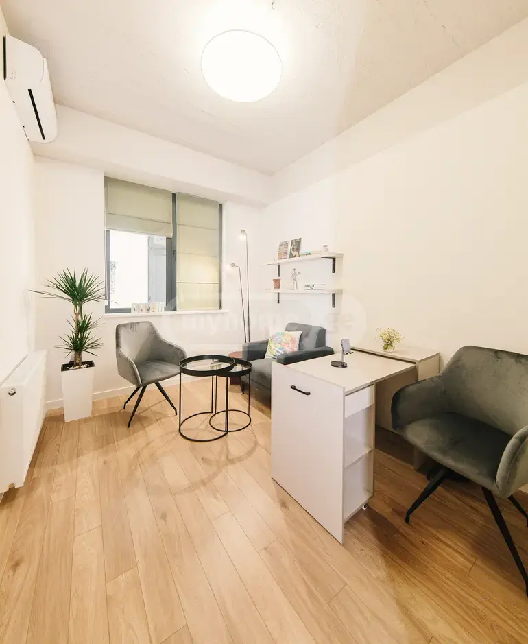Universal Commercial Area For Rent In Vera view 7
