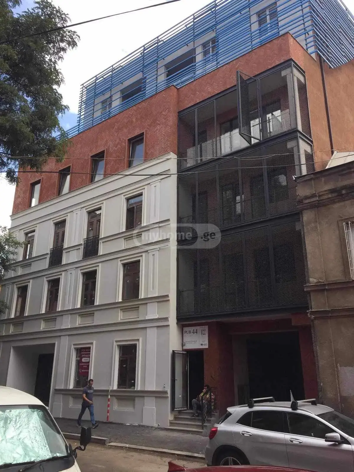 Universal Commercial Area For Rent In Vera view 1