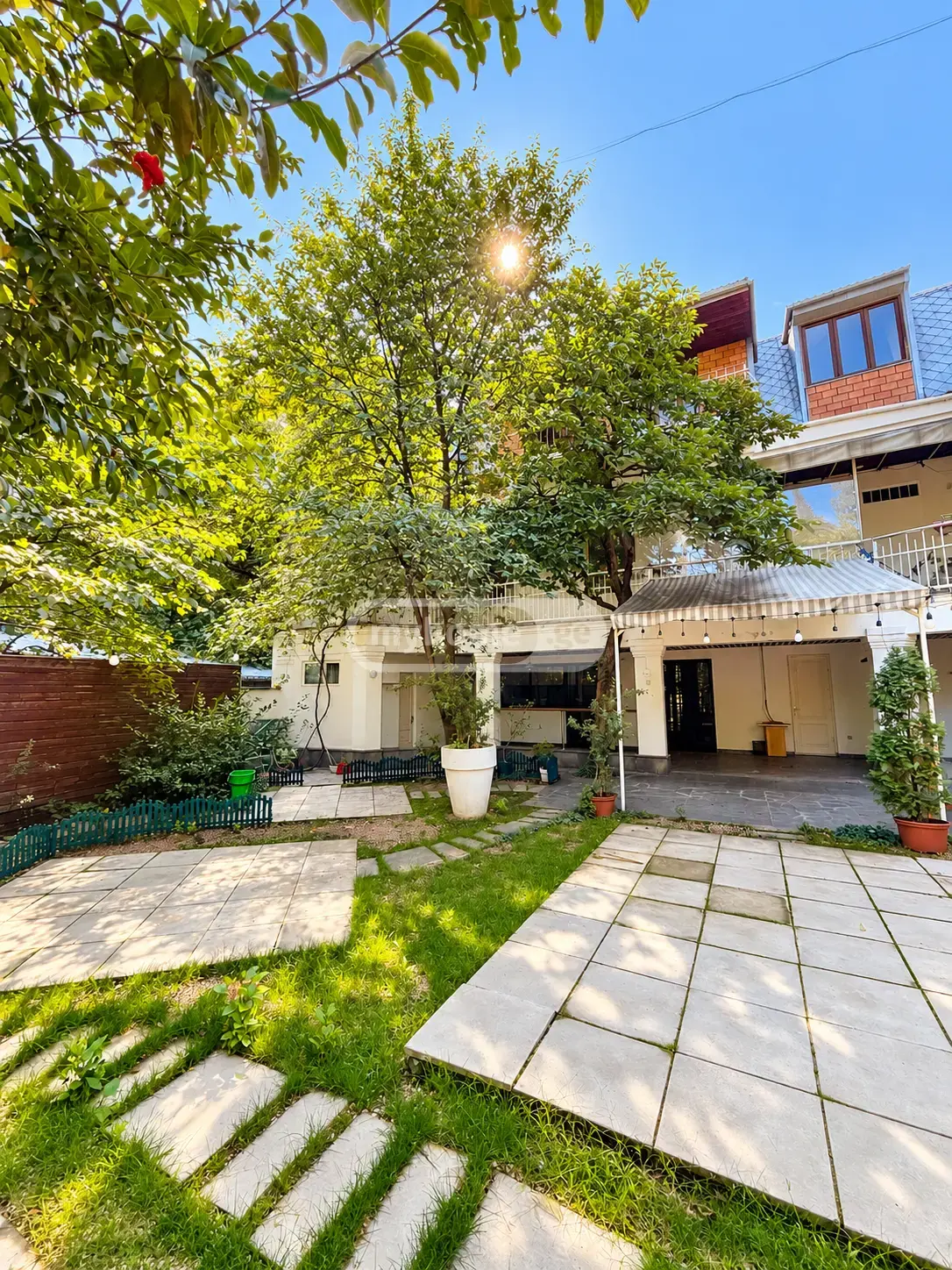 10+ Room Private House For Rent In Vera view 1
