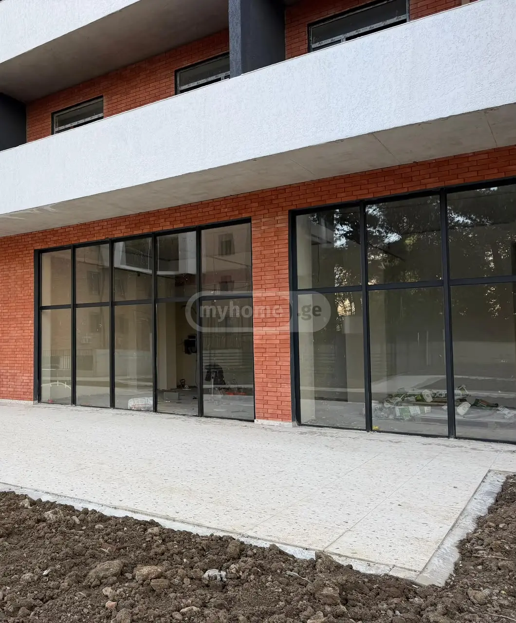 Universal Commercial Area For Rent In Isani view 1