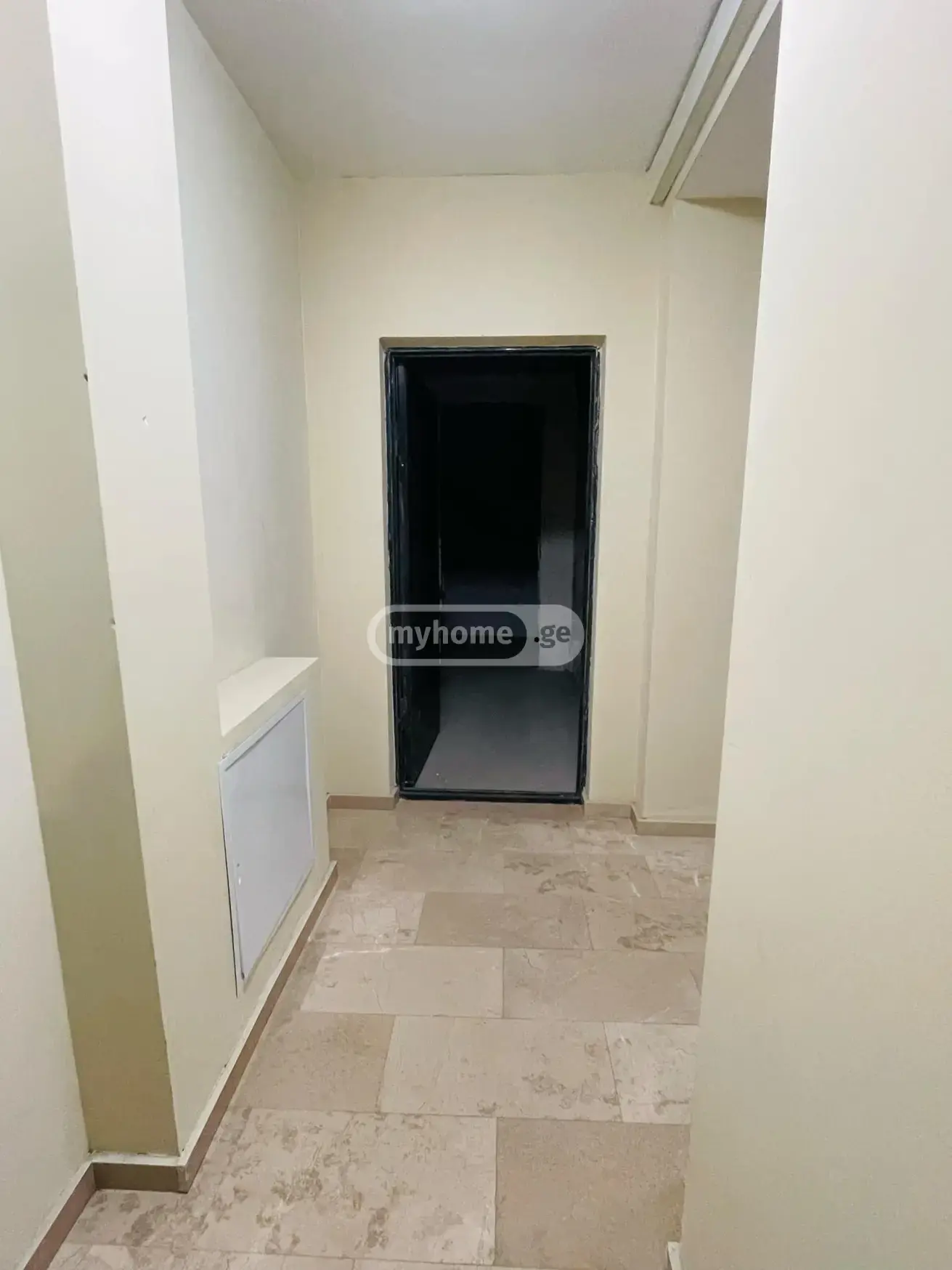 Universal Commercial Area For Rent In Vera view 6